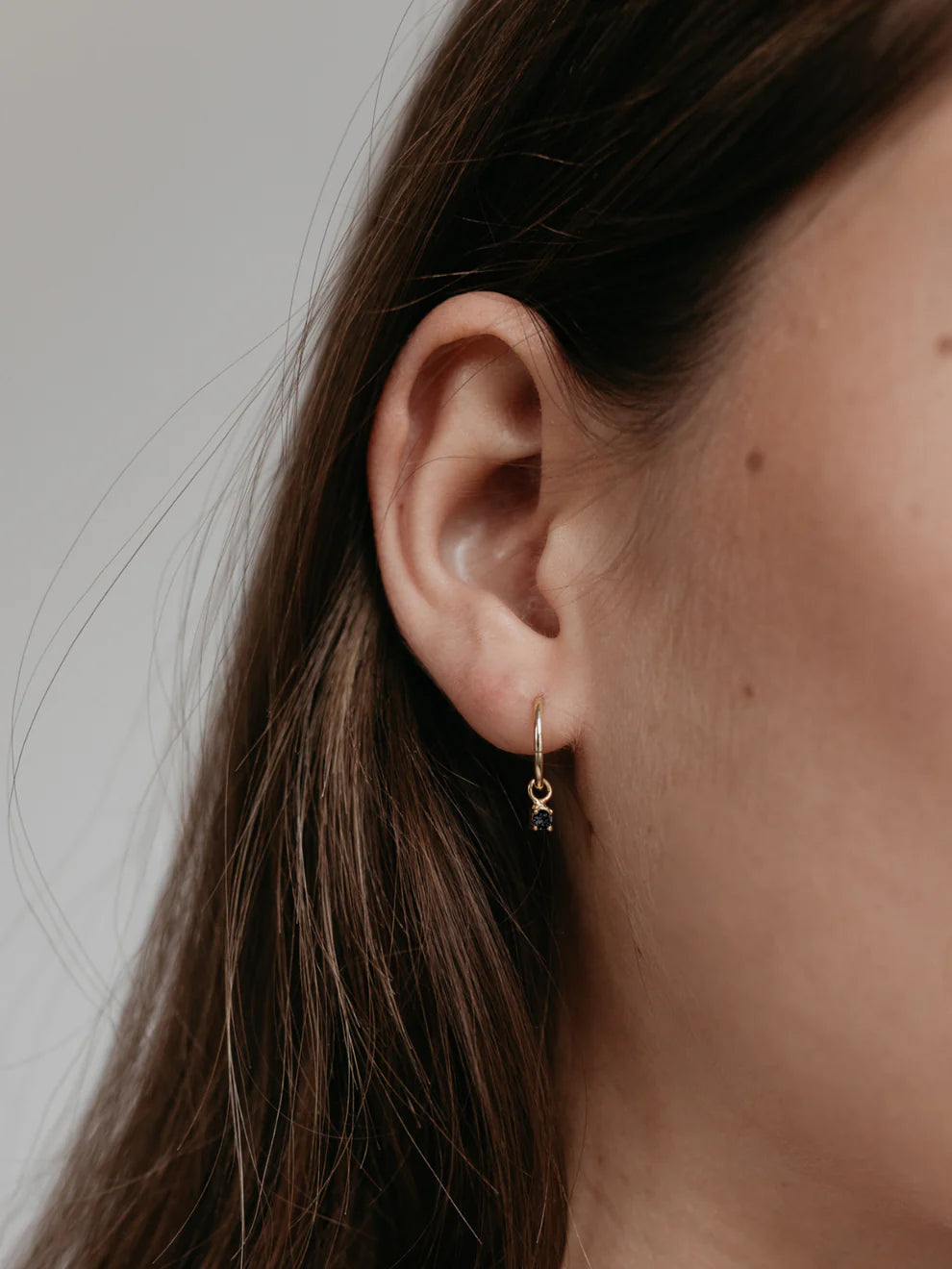 Black Mini Rock Sleepers - Gold