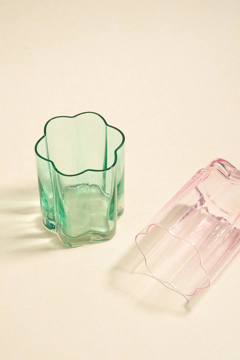 Bloom Wavy Tumbler - Green