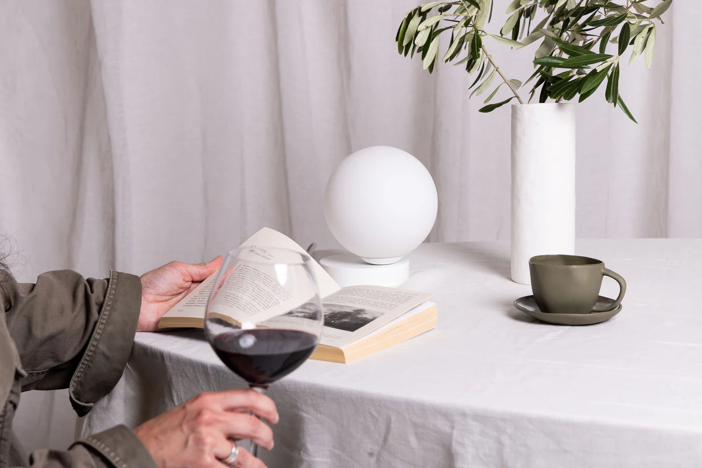 Yuri Table Lamp